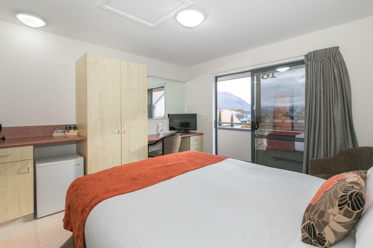 Bella Vista Motel Lake Wanaka Exterior photo