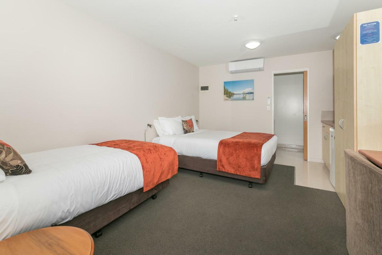 Bella Vista Motel Lake Wanaka Exterior photo