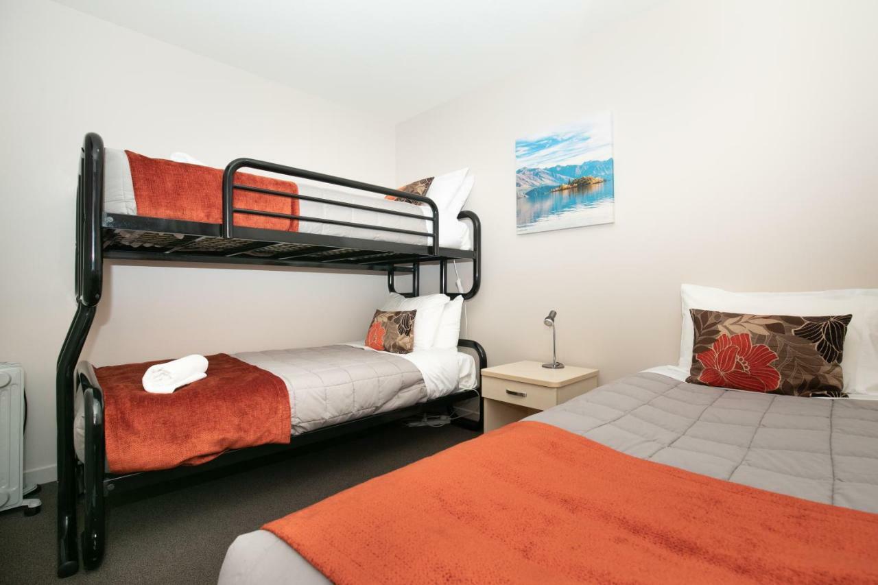 Bella Vista Motel Lake Wanaka Exterior photo